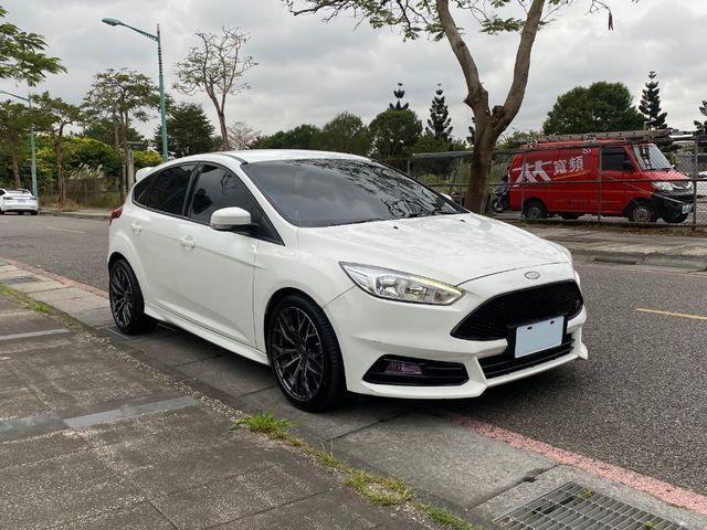 FORD福特 FOCUS  第2張相片