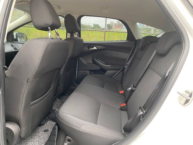 FORD福特 FOCUS  第7張相片