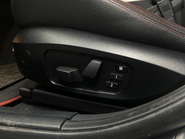 BMW寶馬 X1  第4張相片