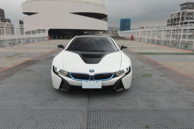 BMW寶馬 I8  第3張相片