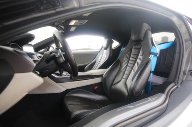 BMW寶馬 I8  第7張相片