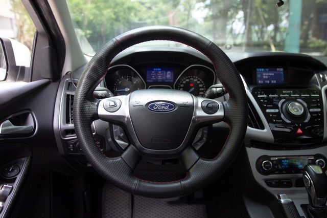 FORD福特 FOCUS  第8張相片
