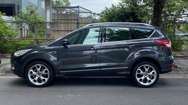 FORD福特 KUGA  第7張相片
