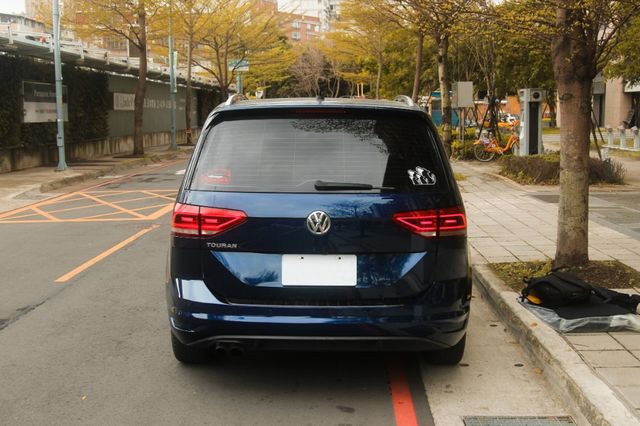 VOLKSWAGEN福斯 TOURAN  第6張相片