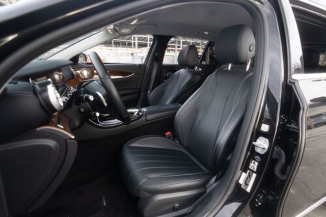 M-BENZ賓士 E400  第10張相片