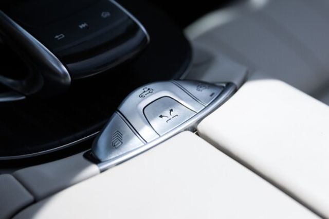 M-BENZ賓士 E200 ESTATE  第12張相片