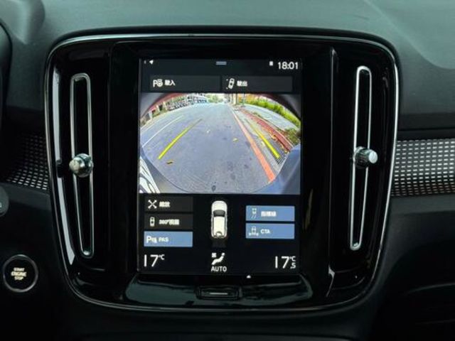 VOLVO富豪 XC40  第8張相片