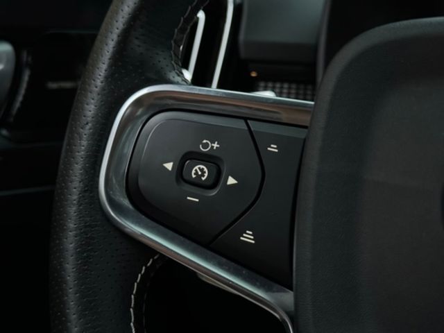 VOLVO富豪 XC40  第10張相片