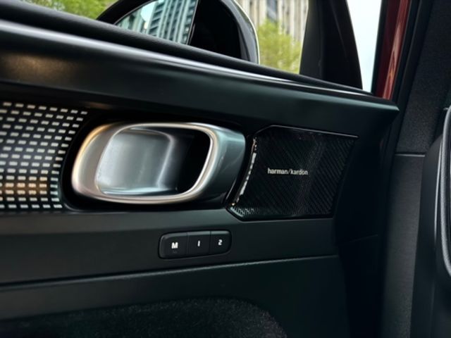 VOLVO富豪 XC40  第11張相片
