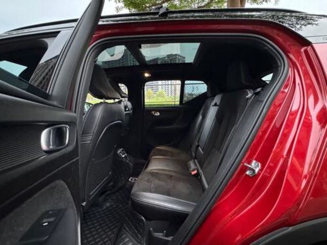 VOLVO富豪 XC40  第17張相片