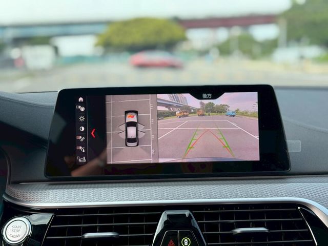 BMW寶馬 530I  第10張相片