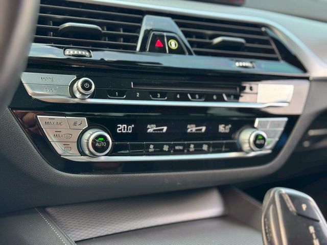 BMW寶馬 530I  第11張相片