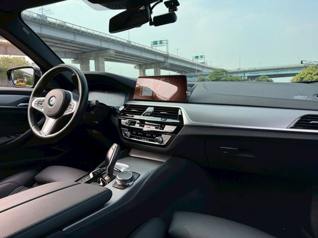 BMW寶馬 530I  第19張相片