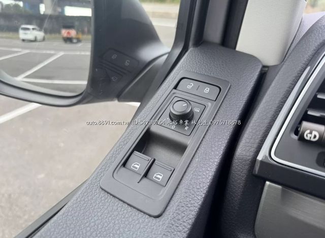VOLKSWAGEN福斯 FREESTYLE  第16張相片