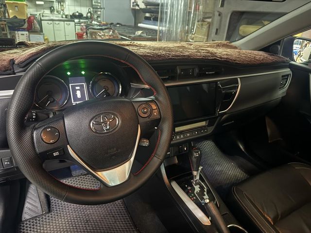 TOYOTA豐田 ALTIS  第4張相片