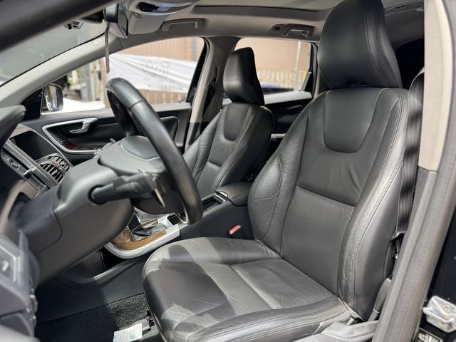 VOLVO富豪 XC60  第4張相片