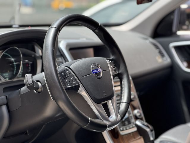 VOLVO富豪 XC60  第8張相片