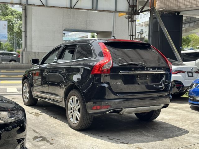 VOLVO富豪 XC60  第10張相片