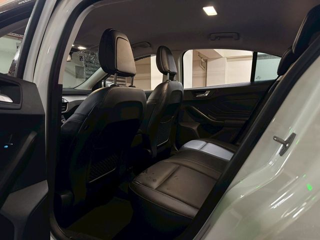 FORD福特 FOCUS  第10張相片