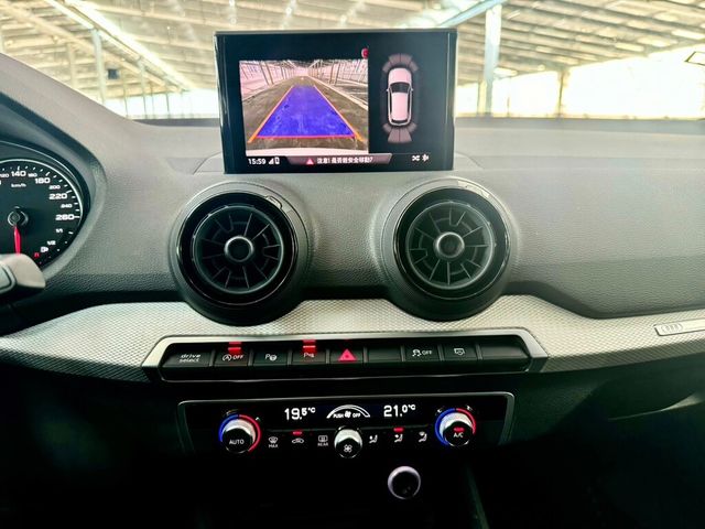 AUDI奧迪 Q2 35 TFSI  第5張相片