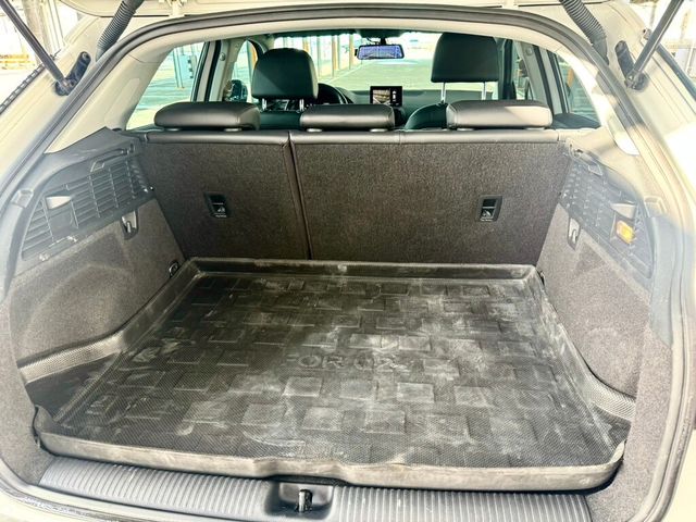 AUDI奧迪 Q2 35 TFSI  第7張相片