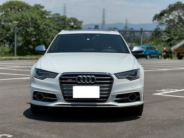 AUDI奧迪 S6  第3張相片