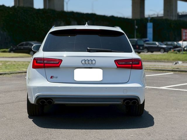 AUDI奧迪 S6  第4張相片