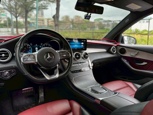 M-BENZ賓士 GLC300  第5張相片