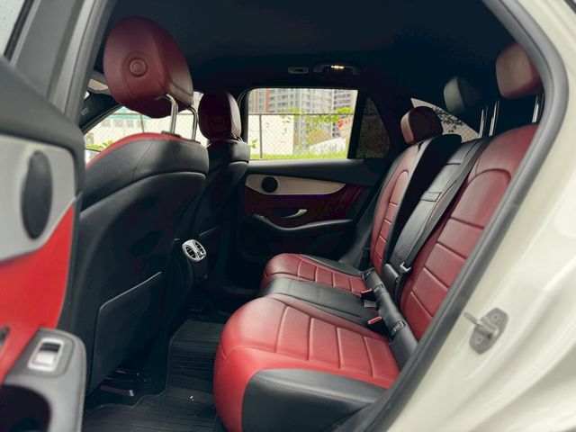 M-BENZ賓士 GLC300  第8張相片