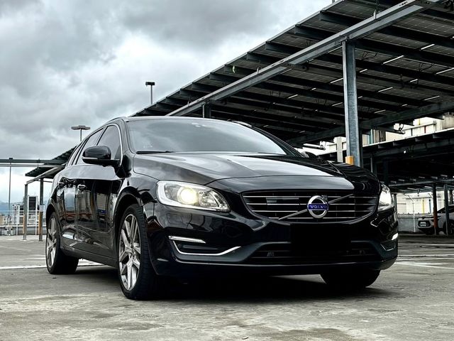 VOLVO富豪 V60  第3張相片