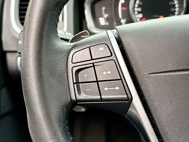 VOLVO富豪 V60  第9張相片