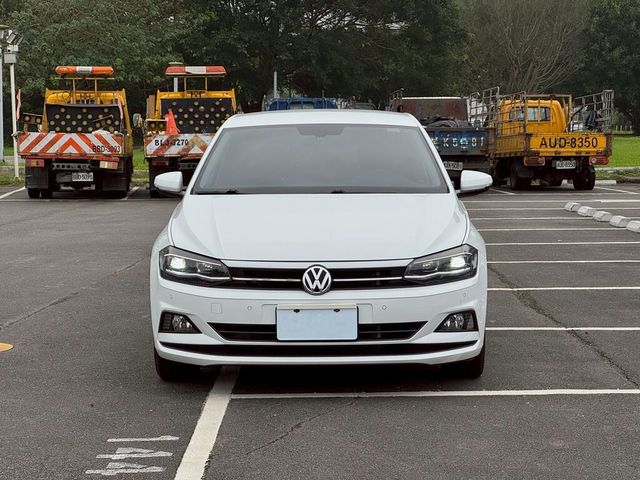 VOLKSWAGEN福斯 POLO  第3張相片
