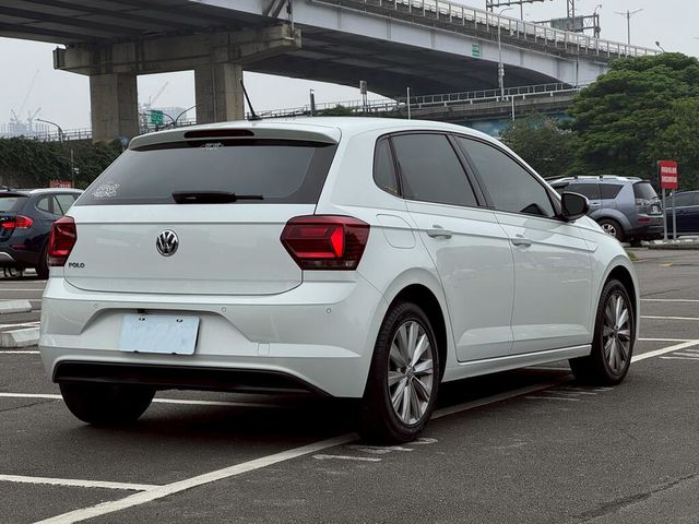 VOLKSWAGEN福斯 POLO  第4張相片