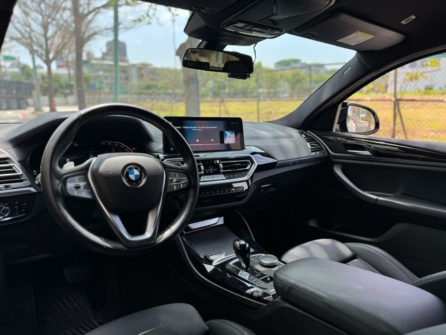 BMW寶馬 X4 XDRIVE20I  第5張相片