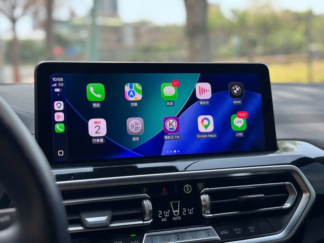 BMW寶馬 X4 XDRIVE20I  第12張相片