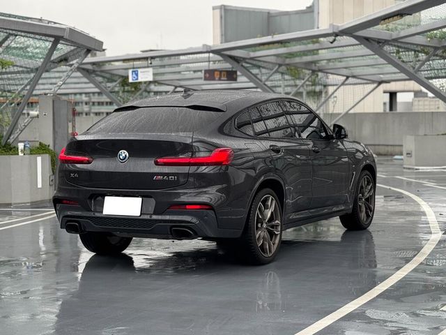 BMW寶馬 X4 M40I  第2張相片