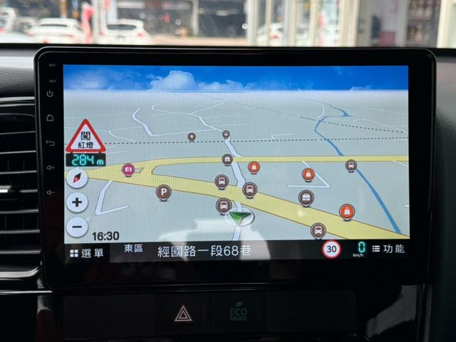 尊貴型 ACC跟車 電尾門 電動椅 導航 盲點偵測 I-KEY  第17張相片