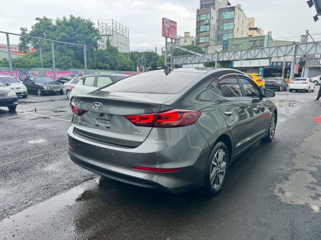 IKEY.恆溫.ABS.SRS.定速.循跡.盲點.鋁圈  第4張相片