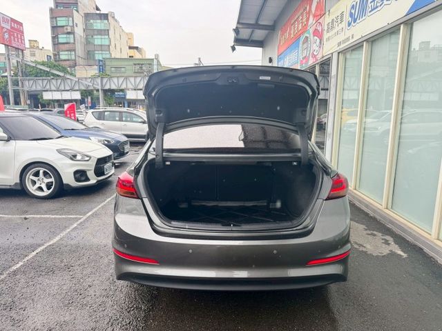 IKEY.恆溫.ABS.SRS.定速.循跡.盲點.鋁圈  第7張相片