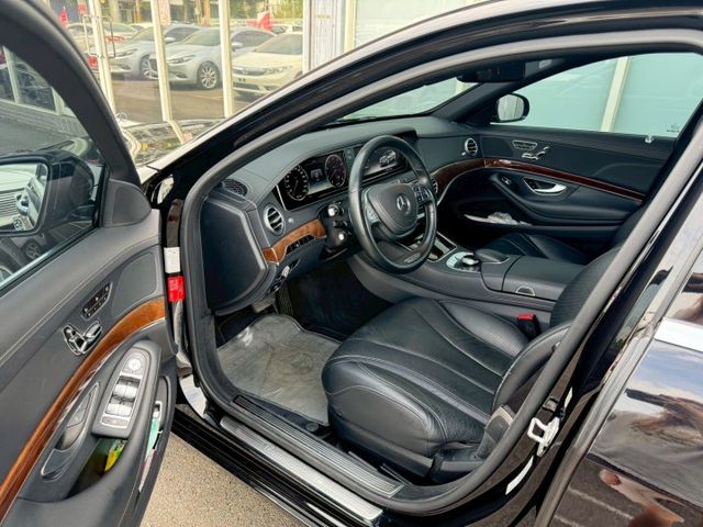 V6 渦輪.7 速手自排.四區恆溫.冷熱通風椅.電動座椅.全景天窗.藍牙.衛導.倒車  第8張相片