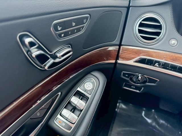 V6 渦輪.7 速手自排.四區恆溫.冷熱通風椅.電動座椅.全景天窗.藍牙.衛導.倒車  第9張相片