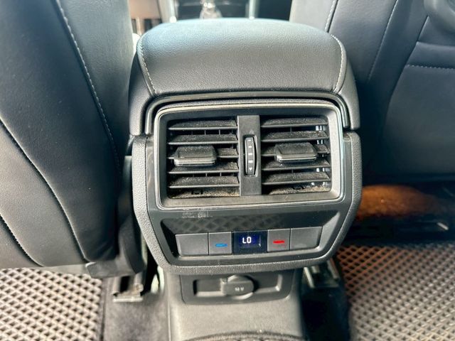 IKEY.電座椅.環景.恆溫.電尾門.ACC.定速.循跡.盲點.鋁圈  第19張相片