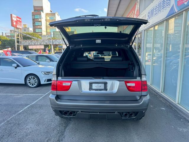 天窗.DSC.ABS.PDC.安全氣囊x6.電動/電熱椅附記憶功能.定速.衛導.倒車.  第7張相片