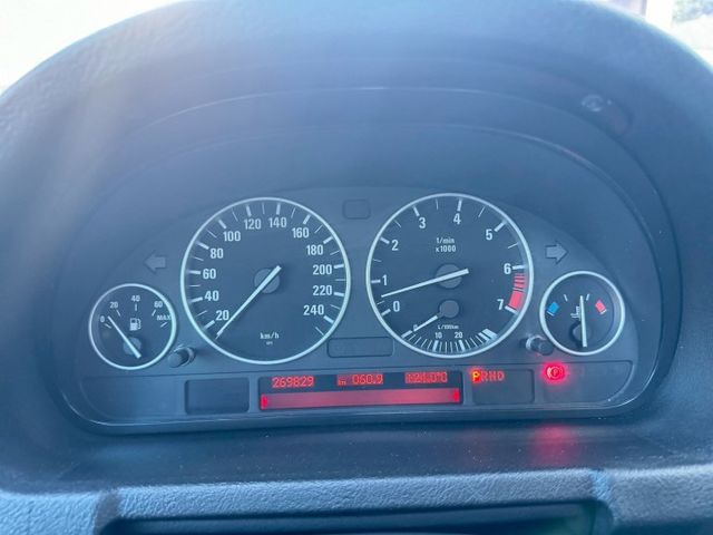 天窗.DSC.ABS.PDC.安全氣囊x6.電動/電熱椅附記憶功能.定速.衛導.倒車.  第13張相片