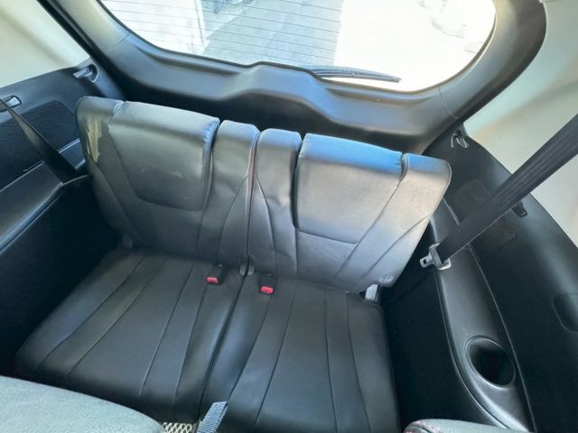 天窗.恆溫.定速.倒車.衛導.電動椅.餐盤  第9張相片