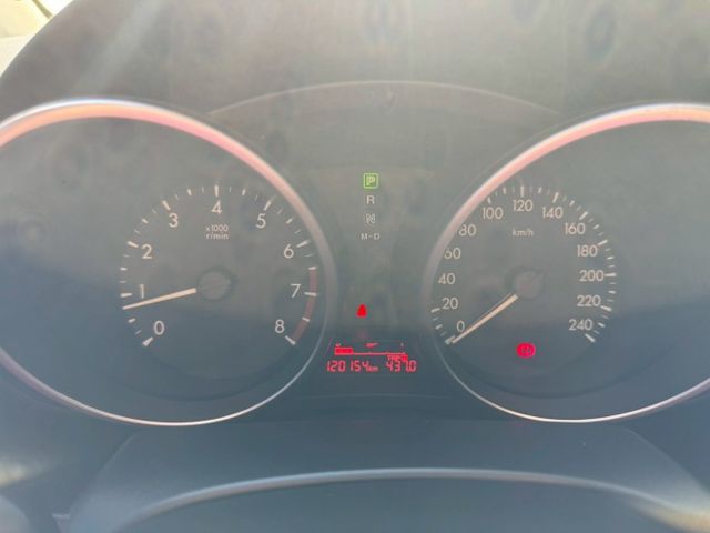 天窗.恆溫.定速.倒車.衛導.電動椅.餐盤  第16張相片