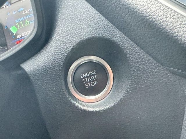 IKEY.恆溫.ABS.SRS.ACC.定速.車偏.循跡.鋁圈.  第17張相片