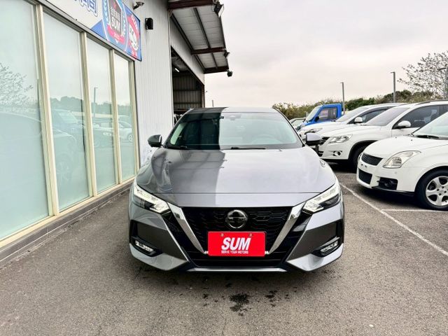 IKEY.ABS.SRS.還景.恆溫.ACC.定速.車偏.循跡.盲點.鋁圈  第2張相片