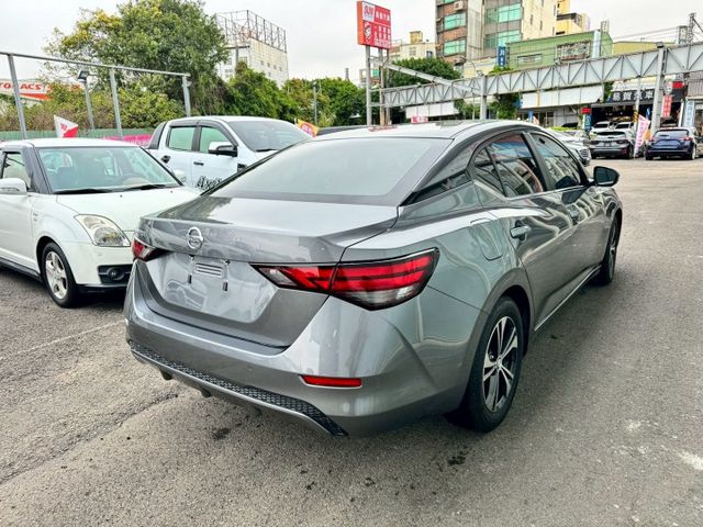 IKEY.ABS.SRS.還景.恆溫.ACC.定速.車偏.循跡.盲點.鋁圈  第5張相片