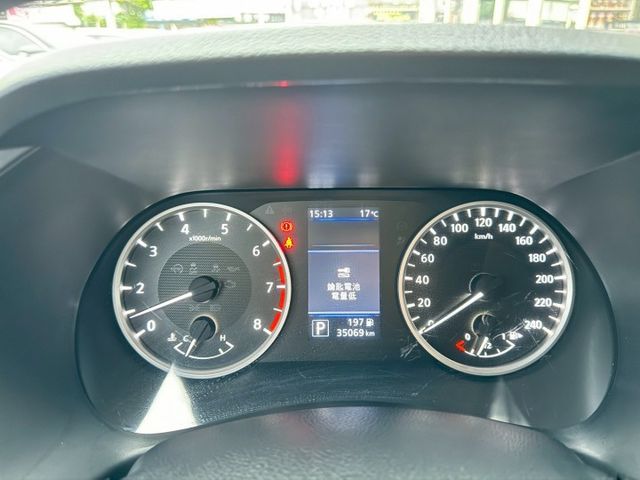 IKEY.ABS.SRS.還景.恆溫.ACC.定速.車偏.循跡.盲點.鋁圈  第12張相片